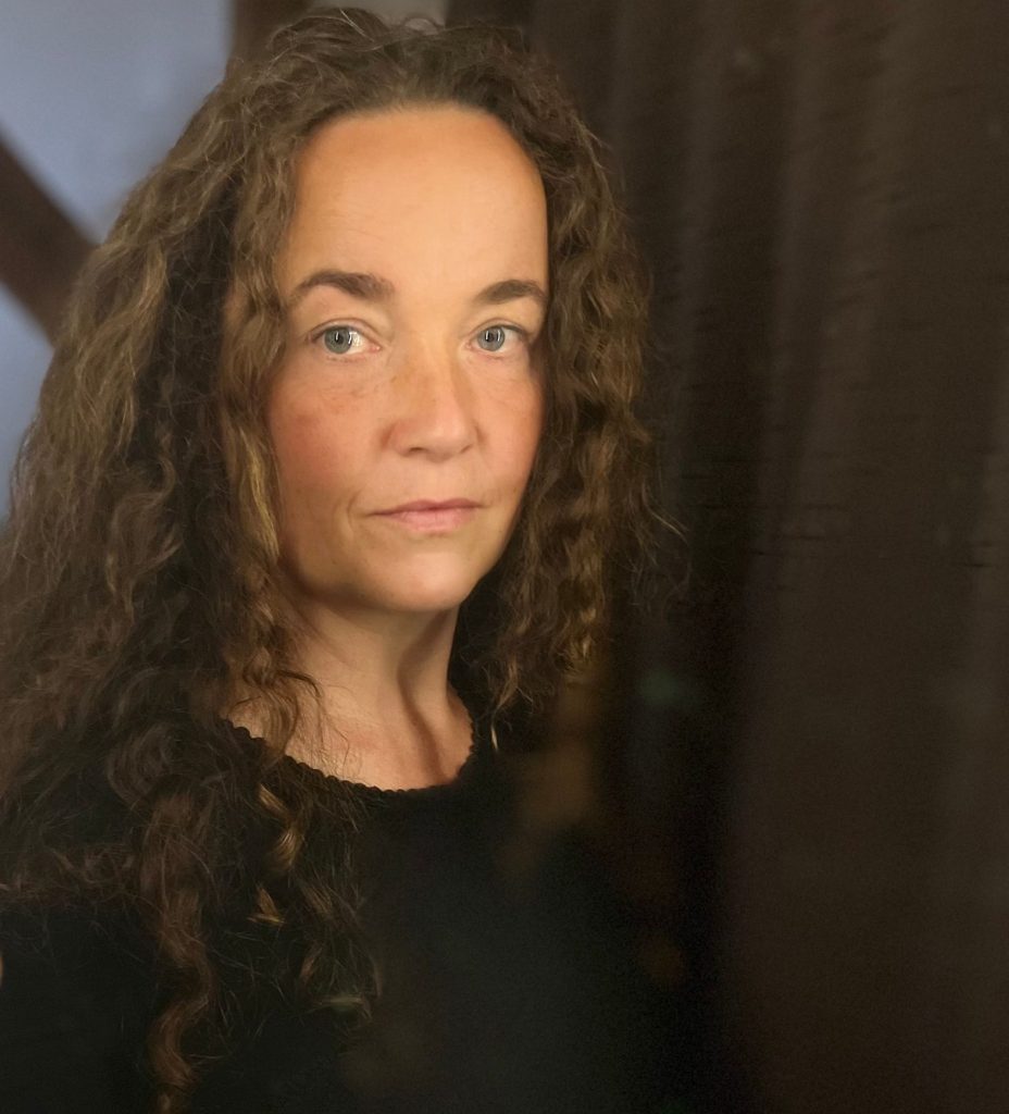 Yvonne Dewies von Yvalon